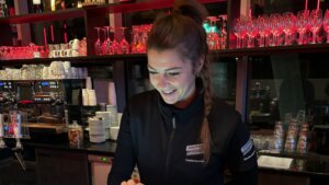 Read more about the article Barmaid und Barman