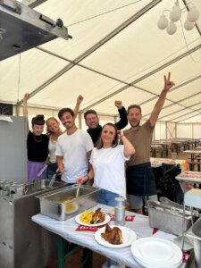 Read more about the article Der L-GAV im Gastgewerbe – Das musst du als Arbeitnehmer wissen!